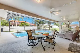 1002 SE 5th St, Cape Coral, FL 33990 - Photo 11