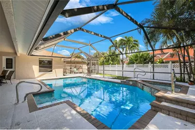 1002 SE 5th St, Cape Coral, FL 33990 - Photo 7