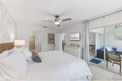 887 Gulf Pavilion Dr #203, Naples, FL 34108 - Photo 19