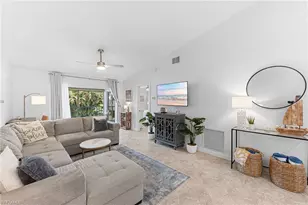 887 Gulf Pavilion Dr, Naples, FL 34108 - Photo 13