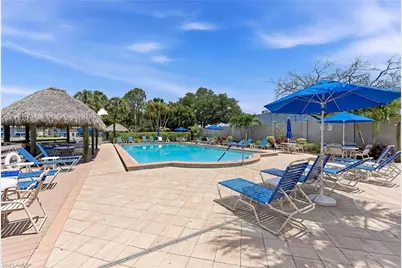 887 Gulf Pavilion Dr #203, Naples, FL 34108 - Photo 3
