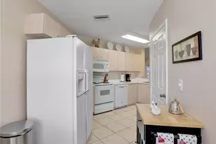 2408 Millcreek Ln, Naples, FL 34119 - Photo 9