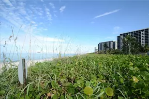 10851 Gulf Shore Dr, Naples, FL 34108 - Photo 1