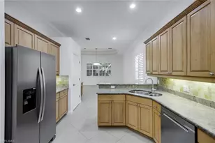 15501 Cadiz Ln, Naples, FL 34110 - Photo 7
