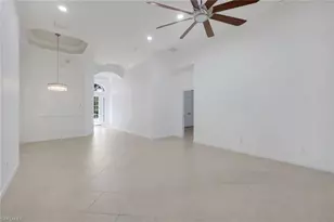 15501 Cadiz Ln, Naples, FL 34110 - Photo 3