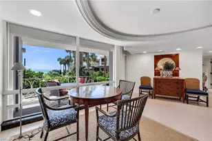 1851 Gulf Shore Blvd N, Naples, FL 34102 - Photo 5