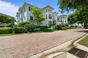 760 Bentwater Cir SE, Naples, FL 34108 - Photo 7