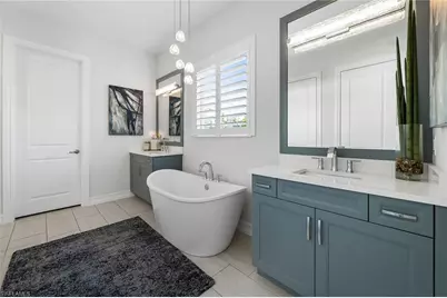 14212 Laguna Springs Ln, Naples, FL 34114 - Photo 21