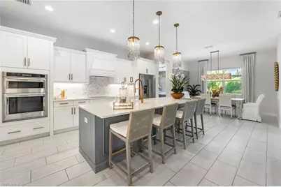 14212 Laguna Springs Ln, Naples, FL 34114 - Photo 9