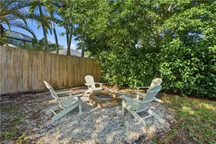 742 99th Ave N, Naples, FL 34108 - Photo 29