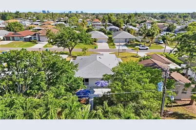 742 99th Ave N, Naples, FL 34108 - Photo 43