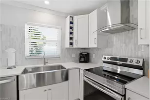 742 99th Ave N, Naples, FL 34108 - Photo 11