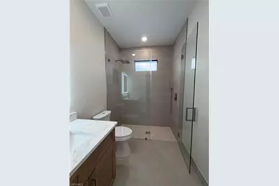 526 37th Ave NE, Naples, FL 34120 - Photo 11