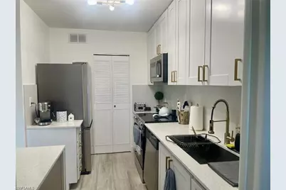 788 Park Shore Dr #H36, Naples, FL 34103 - Photo 3