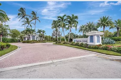 817 Carrick Bend Cir #101, Naples, FL 34110 - Photo 3