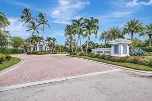 817 Carrick Bend Cir, Naples, FL 34110 - Photo 3