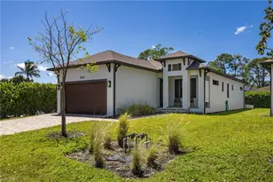 3530 Hibiscus Ave, Naples, FL 34104 - Photo 3