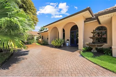 2039 Imperial Cir, Naples, FL 34110 - Photo 33
