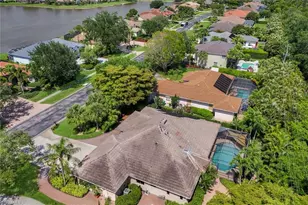 2039 Imperial Cir, Naples, FL 34110 - Photo 35