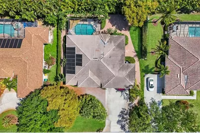 2039 Imperial Cir, Naples, FL 34110 - Photo 39
