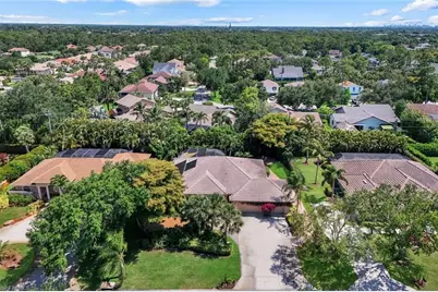 2039 Imperial Cir, Naples, FL 34110 - Photo 37