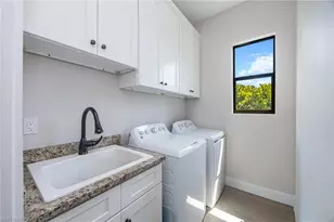 3552 Hibiscus Ave, Naples, FL 34104 - Photo 21