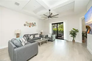 3552 Hibiscus Ave, Naples, FL 34104 - Photo 5
