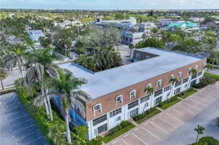 1222 Gordon Dr, Naples, FL 34102 - Photo 25