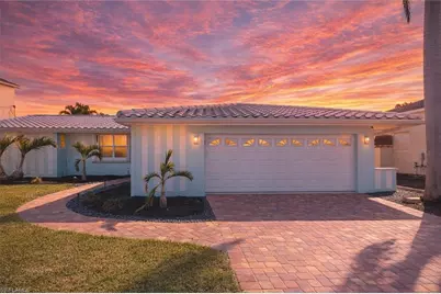 11 Palmview Blvd, Fort Myers Beach, FL 33931 - Photo 1