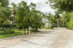 1960 Bald Eagle Dr, Naples, FL 34105 - Photo 33