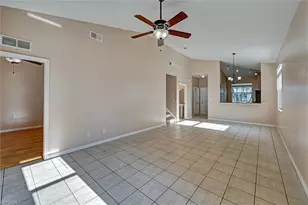 3616 Pine Oak Cir, Fort Myers, FL 33916 - Photo 13