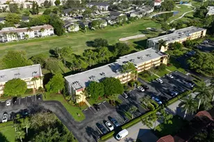 1086 Forest Lakes Dr, Naples, FL 34105 - Photo 1