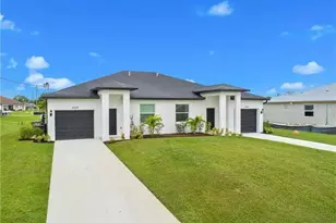 724/726 Gretchen Ave S, Lehigh Acres, FL 33973 - Photo 3