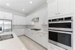 8957 Mustique Ln, Naples, FL 34114 - Photo 11