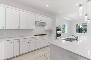 8957 Mustique Ln, Naples, FL 34114 - Photo 13