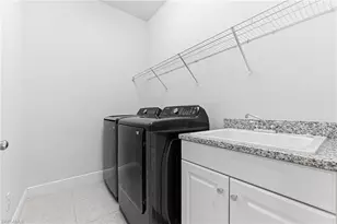 8957 Mustique Ln, Naples, FL 34114 - Photo 33