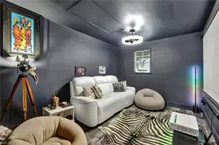 121 20th Ave NE, Naples, FL 34120 - Photo 13