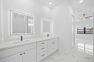 2220 NE 9th Pl, Cape Coral, FL 33909 - Photo 13