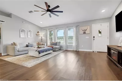 3300 Valencia Dr, Naples, FL 34120 - Photo 3