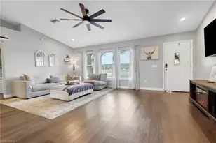 3300 Valencia Dr, Naples, FL 34120 - Photo 3