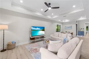 3012 Pine Tree Dr, Naples, FL 34112 - Photo 13