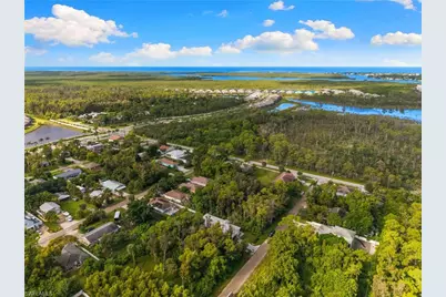 3012 Pine Tree Dr, Naples, FL 34112 - Photo 43