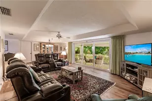 550 Teryl Rd, Naples, FL 34112 - Photo 7