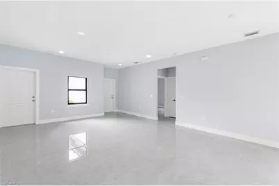 2677 62nd Ave NE, Naples, FL 34120 - Photo 15