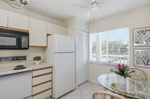 5970 Amherst Dr, Naples, FL 34112 - Photo 9
