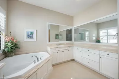 13736 Luna Dr, Naples, FL 34109 - Photo 13