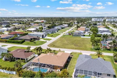 2228 SW 26th Ter, Cape Coral, FL 33914 - Photo 7