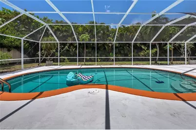 639 S Pompano Dr, Naples, FL 34110 - Photo 3