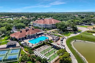 5877 3 Iron Dr, Naples, FL 34110 - Photo 29