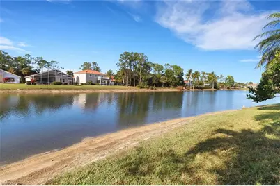 7477 Lourdes Ct, Naples, FL 34104 - Photo 25